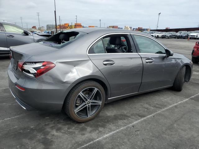 W1K3G4EB8MJ296420 Mercedes-Benz m260