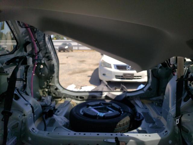 JTMRWRFV4ND152568 Toyota Rav4 Xle