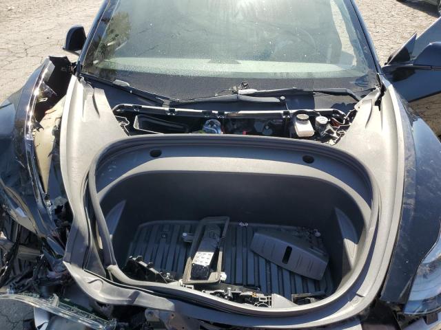 5YJ3E1EB5NF209676 Tesla 2022