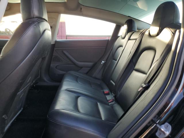 5YJ3E1EA4KF298143 Tesla 2019