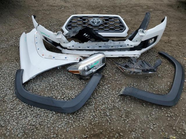 3TMCZ5AN5JM181489 Toyota TACOMA DOU