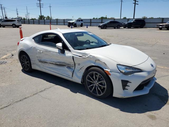 JF1ZNAA19H9703311 Toyota 86 BASE