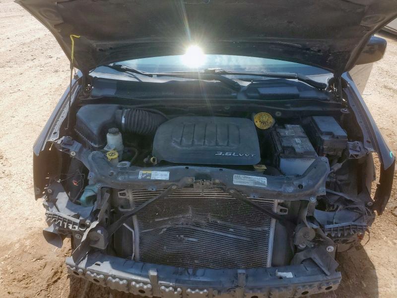 2C4RDGCG6JR223437 Dodge GRAND CARA