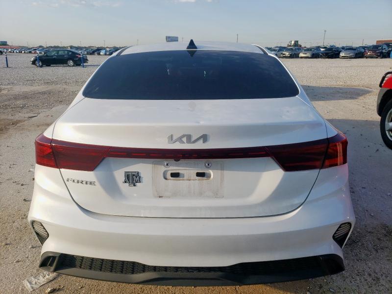 3KPF24AD1NE474146 KIA FORTE FE