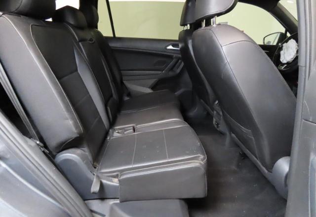 3VV3B7AXXLM154326 Volkswagen Tiguan