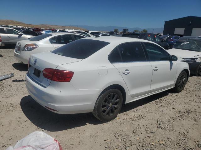 3VWD17AJ6EM265926 Volkswagen 2014