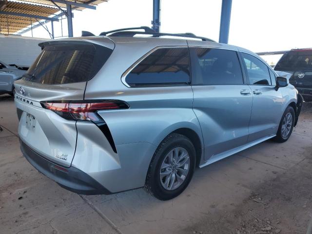 5TDBRKEC3MS068342 Toyota SIENNA LE