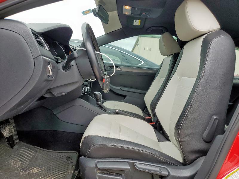 3VWD17AJ9GM339049 Volkswagen JETTA SPOR