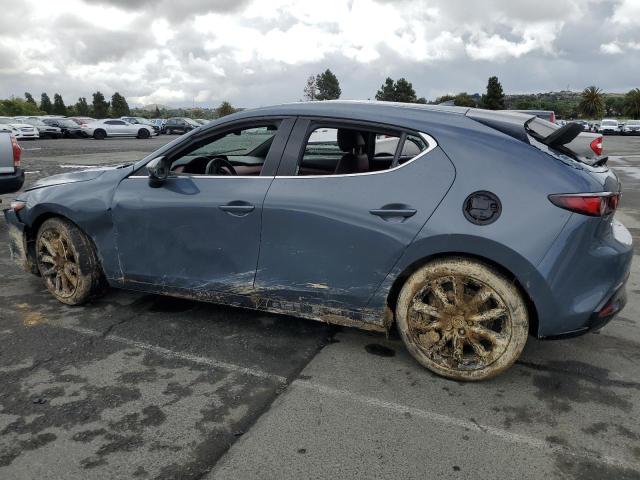 JM1BPAML6M1347072 Mazda 3 Premium