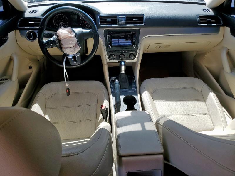 1VWAT7A33FC082081 Volkswagen PASSAT S