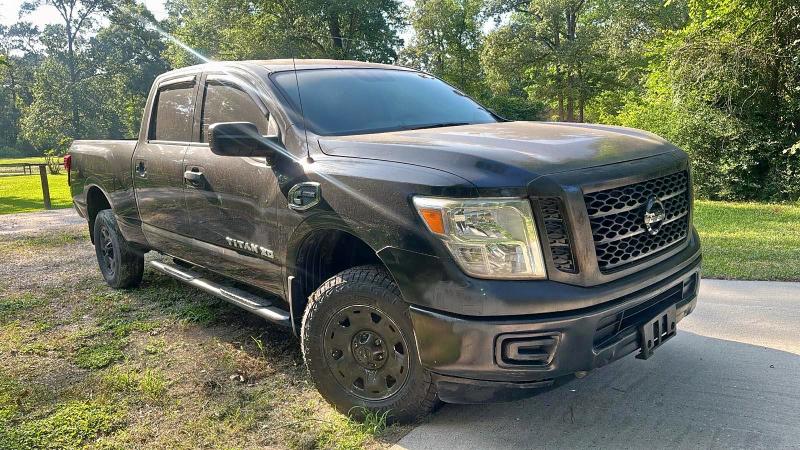1N6BA1F31HN543799 Nissan 2017