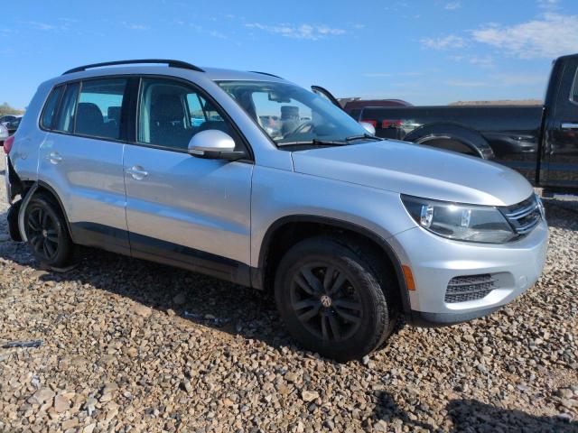 WVGBV7AX3HK027834 Volkswagen TIGUAN S