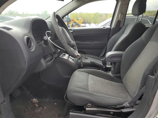 1C4NJDBB3GD610308 Jeep 2016