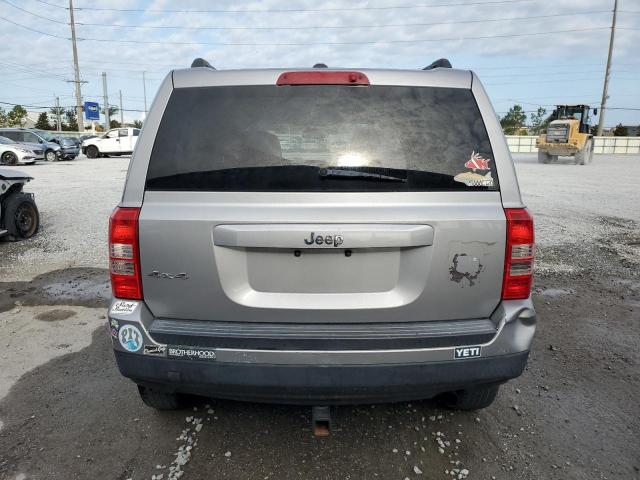 1C4NJRBB8GD556940 Jeep PATRIOT SP
