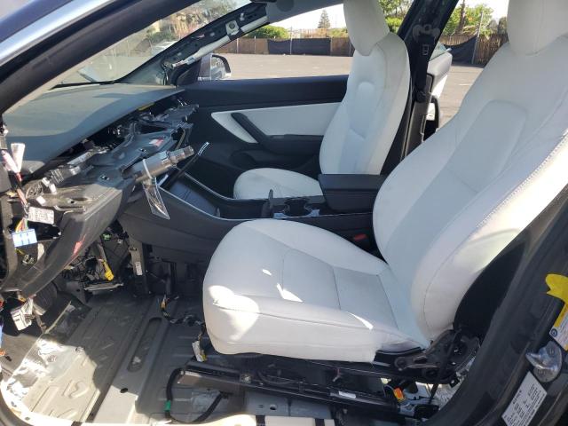 5YJ3E1EB6LF640038 Tesla 2020