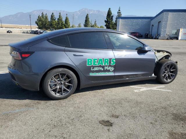 5YJ3E1EBXNF257352 Tesla 2022