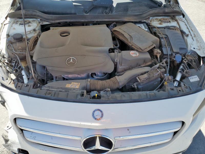 WDCTG4EB8HJ339891 Mercedes-Benz m270