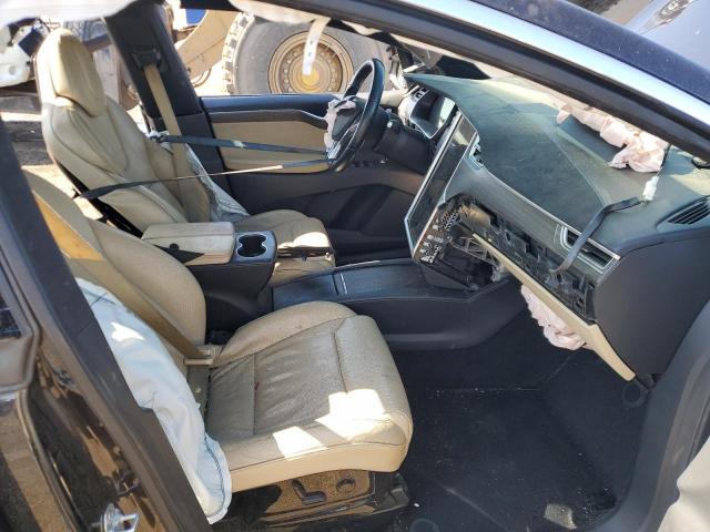 5YJXCBE25GF018405 Tesla 2016