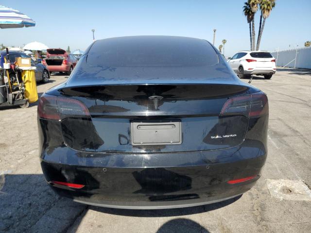 5YJ3E1EB5NF209676 Tesla 2022