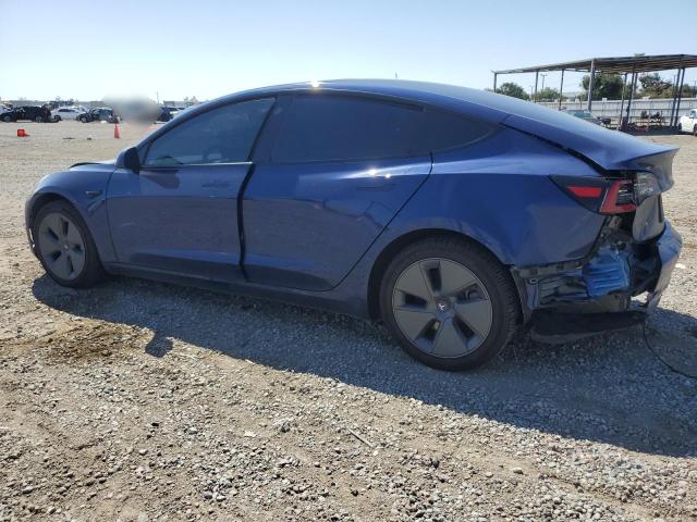 5YJ3E1EB5NF275094 Tesla 2022