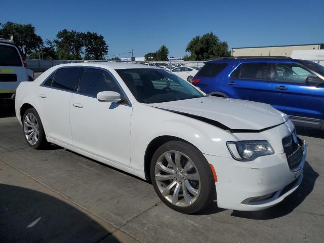 2C3CCAAG6HH605609 Chrysler 300 LIMITE
