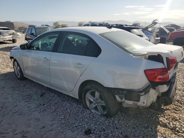 3VWLA7AJ1FM272487 Volkswagen 2015