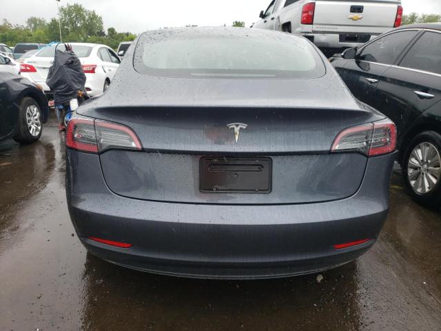 5YJ3E1EA0PF683657 Tesla MODEL 3