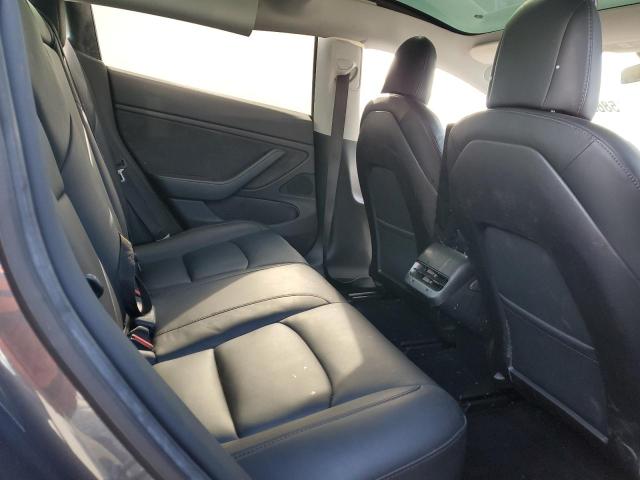 5YJ3E1EAXKF412615 Tesla 2019