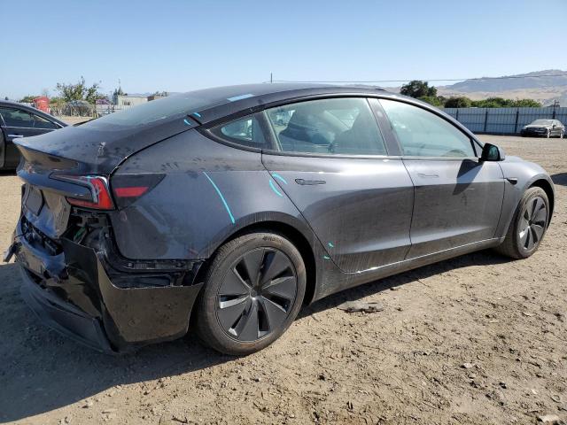 5YJ3E1EA8RF824803 Tesla 2024