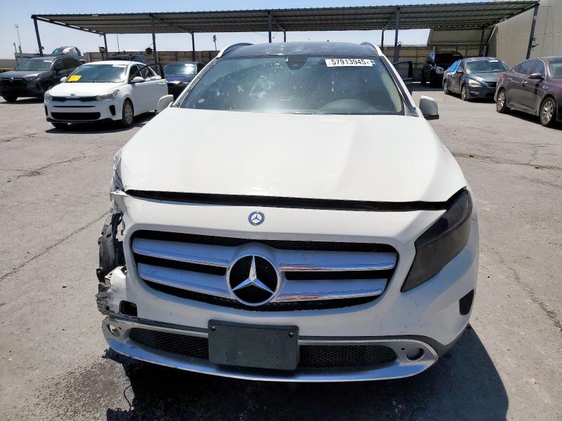 WDCTG4EB8HJ339891 Mercedes-Benz m270