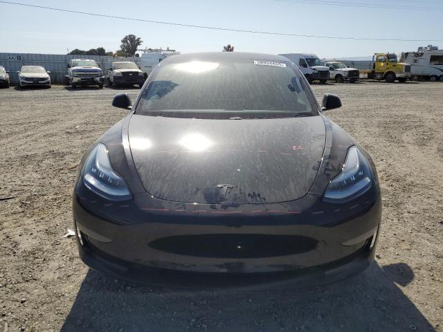 5YJ3E1EB9KF209319 Tesla 2019