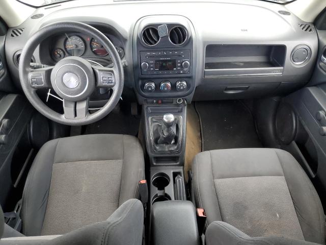 1C4NJPBB7GD711496 Jeep 2016