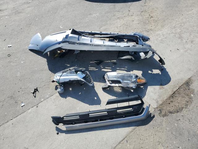5TFRX5GN2GX052555 Toyota 2tr-fe