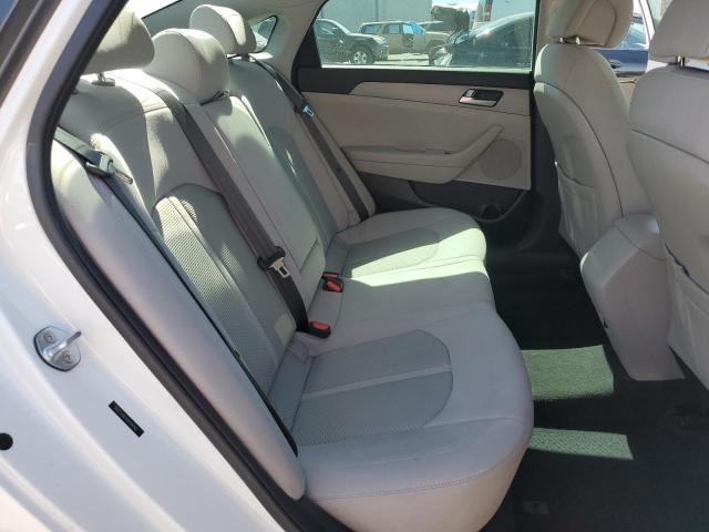 5NPE24AFXHH590961 Hyundai 2017