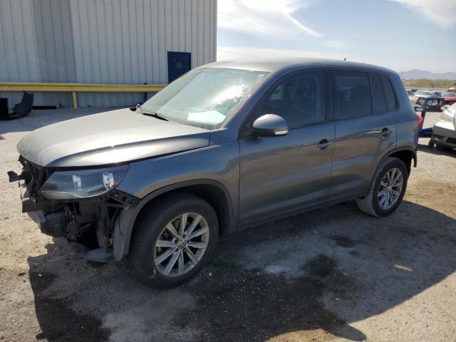 Volkswagen 2018 2018 WVGAV7AX3JK002191 main image