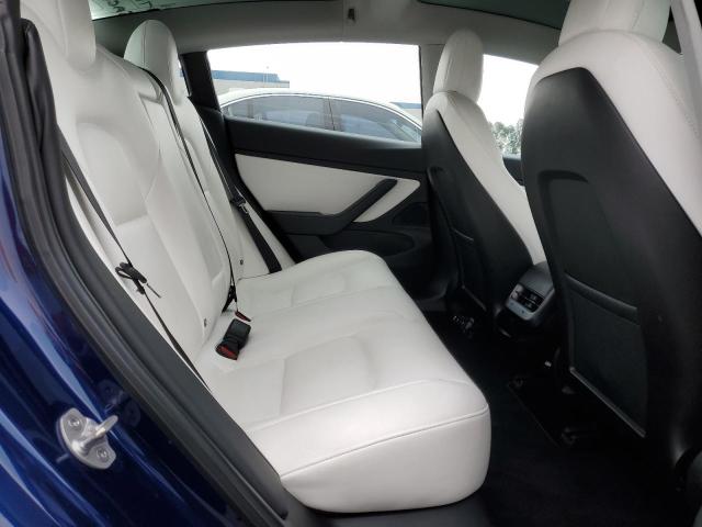5YJ3E1EB5JF122189 Tesla 2018