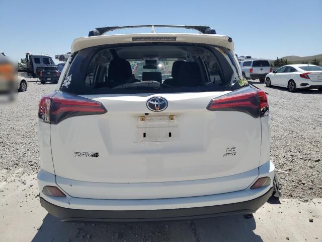 JTMBFREV2JD253105 Toyota RAV4 LE