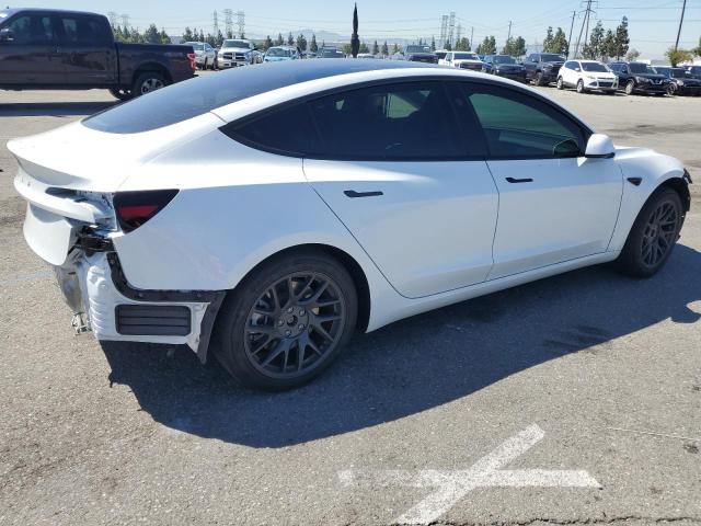 5YJ3E1EA2RF744557 Tesla MODEL 3