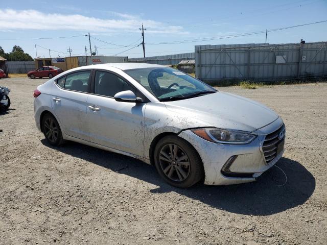 5NPD84LF2HH017835 Hyundai Elantra