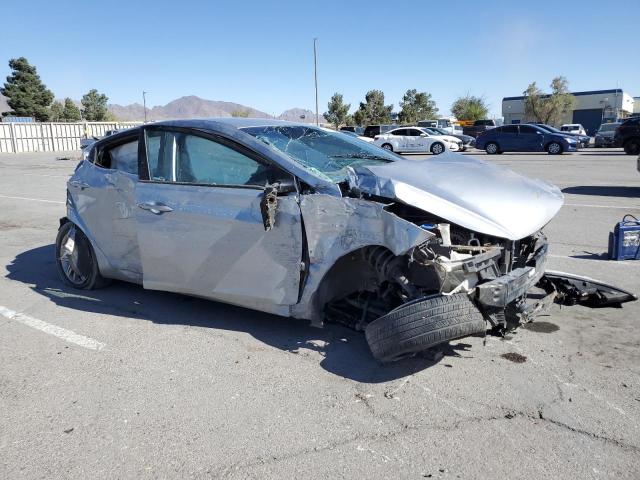 5NPDH4AE5FH627090 Hyundai ELANTRA SE