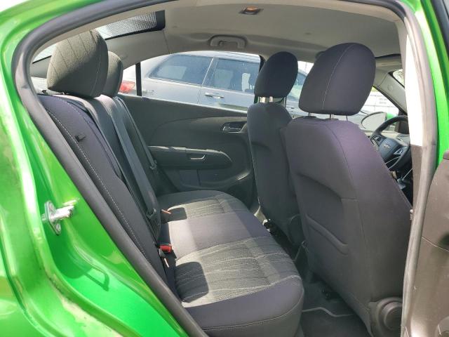 1G1JC5SH8F4177739 Chevrolet SONIC LT
