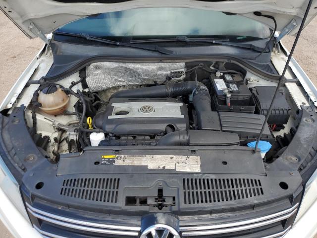 WVGBV7AX7FW581738 Volkswagen 2015