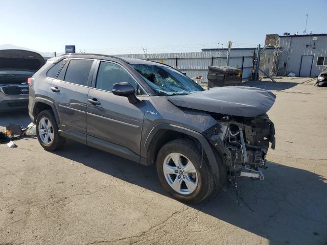 2T3MWRFV6LW083182 Toyota RAV4 LE