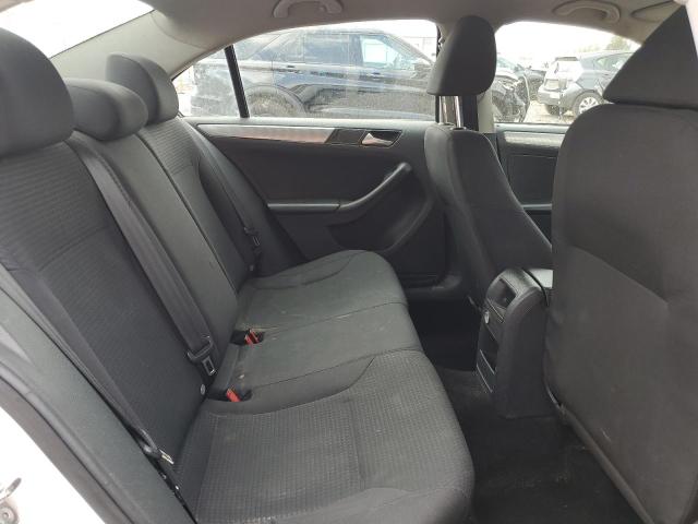 3VWD17AJ1FM220989 Volkswagen JETTA SE