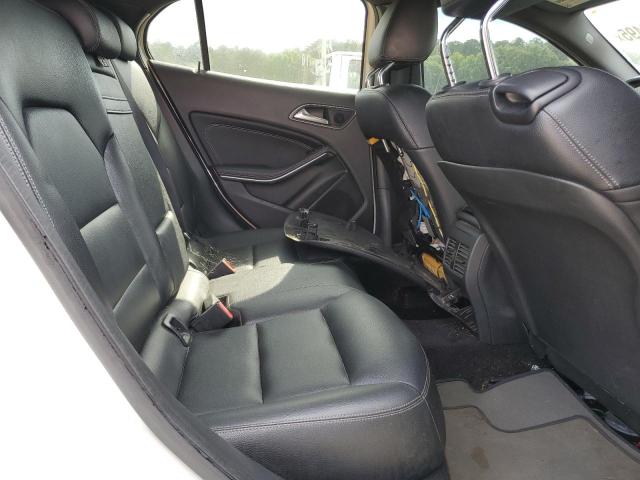 WDCTG4GB4GJ219856 Mercedes-Benz GLA 250 4M