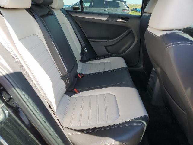 3VWD17AJXGM402031 Volkswagen 2016
