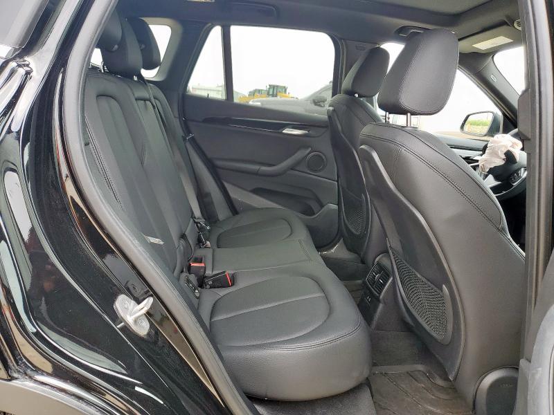 WBXJG7C05M5S35610 BMW X1