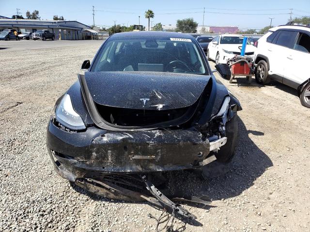 5YJ3E1EA3JF175948 Tesla 2018