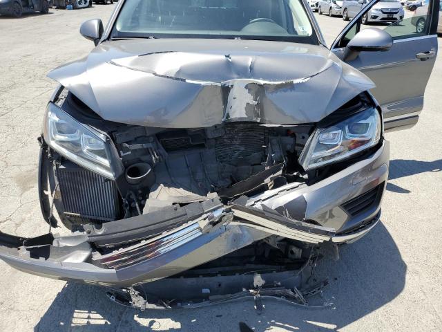 WVGEP9BP5GD003605 Volkswagen 2016