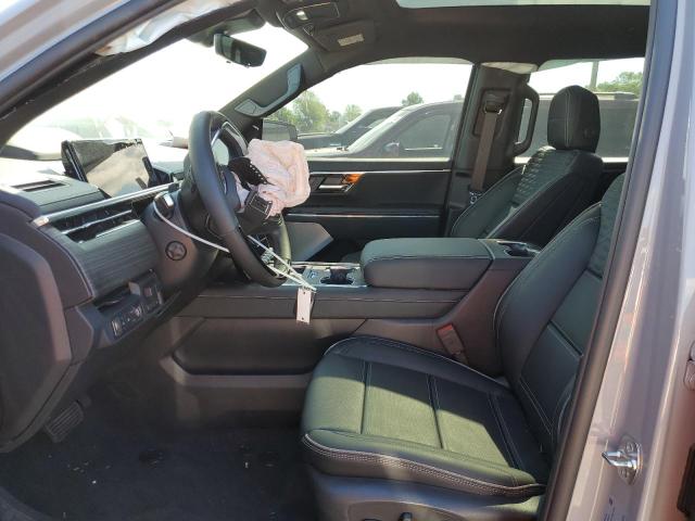 1GT40LEL6SU403157 GMC Sierra Den